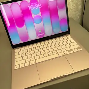 Apple 13", Улаанбаатар — Сонгинохайрхан — 1-р хороолол