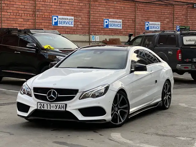 Mercedes-Benz E-Class