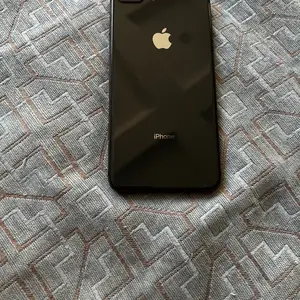 Apple iPhone 8, 64 gb, Space Grey, Улаанбаатар — Сүхбаатар — 5-р хороолол