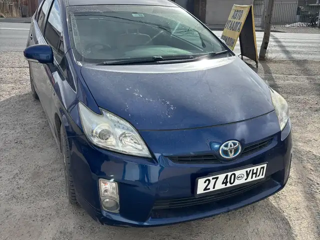 Toyota Prius 30