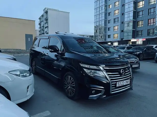 Nissan Elgrand