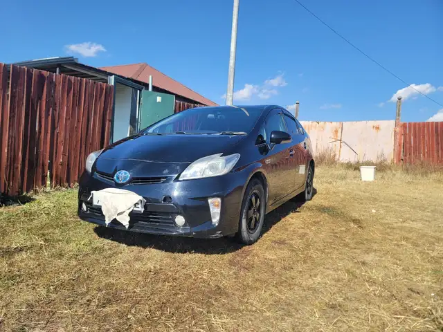 Toyota Prius 35