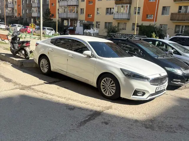 Kia Cadenza/K7