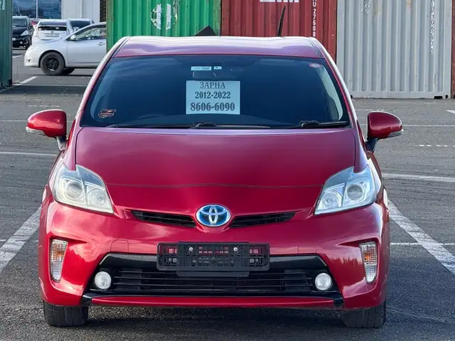 Toyota Prius 30