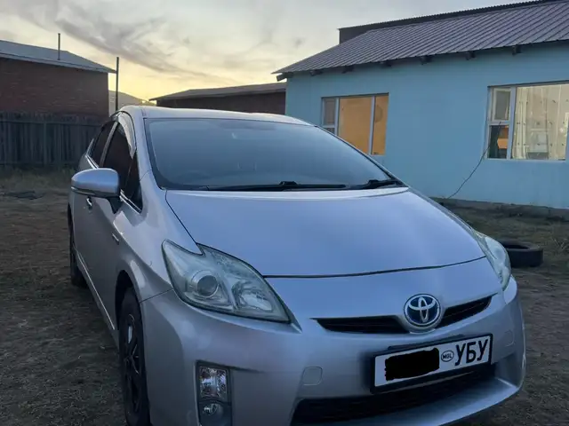Toyota Prius 30