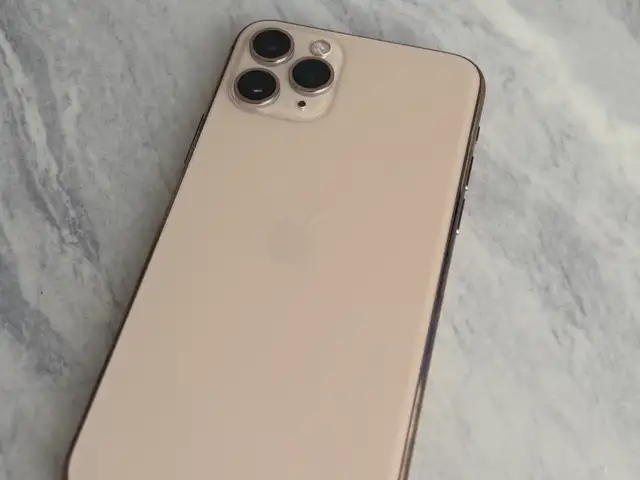 Apple iPhone 11 Pro, 64 gb, White, Улаанбаатар — Сүхбаатар — 1-р хороо