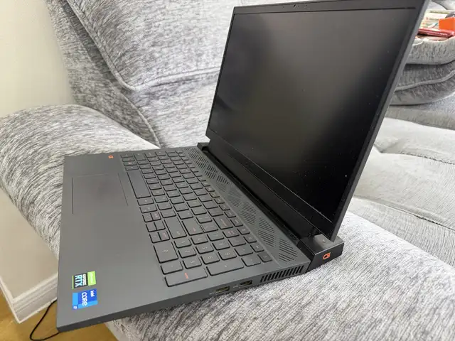 Dell 15.6", Intel Core i7, 16 GB RAM, 512 GB, Улаанбаатар — Баянгол — Баруун 4 зам