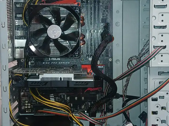 I7-6th, 8ram, 256ssd, gtx750 ti, Улаанбаатар — Баянгол — Нарны хороолол