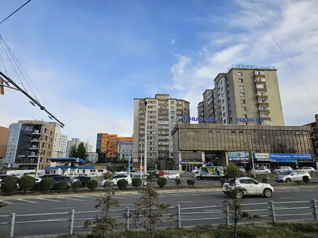 Эх нялхасын урд очир хотхонд 3 өрөө 71м2 байр, Улаанбаатар — Баянгол — 11-р хороо