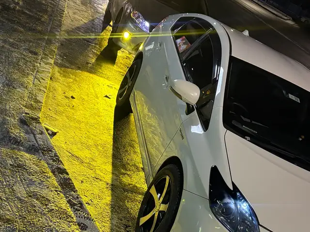 Toyota Prius 30