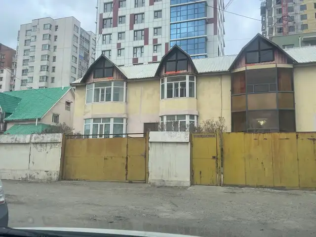 Бзд 16-р хороо, 72-р хотхон дотор байрлалтай 2 давхар дуплекс 324мкв, Улаанбаатар — Баянзүрх — 16-р хороолол