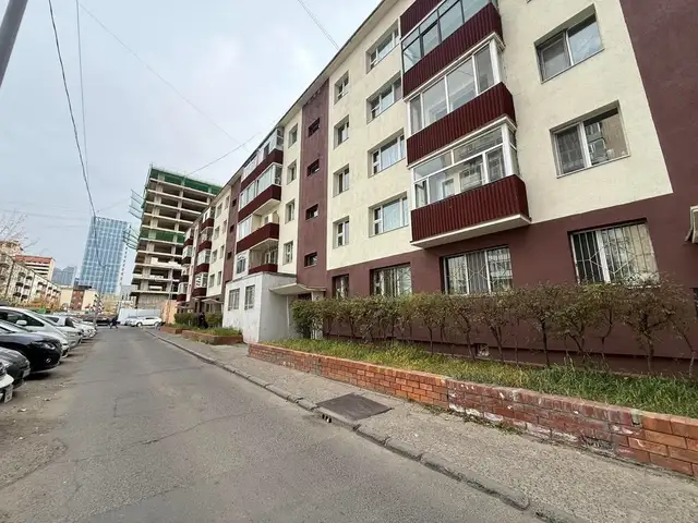 Хотын төв циркийн баруун талд 1 өрөө 30мкв, Улаанбаатар — Сүхбаатар — 3-р хороо