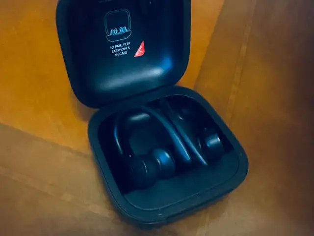 Powerbeats pro, Улаанбаатар — Баянгол — Алтай хотхон