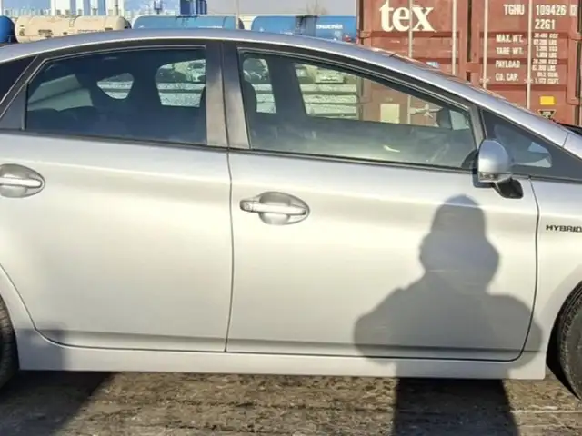 Toyota Prius 30