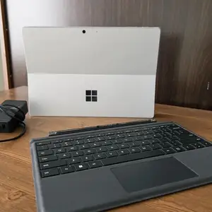 Microsoft Surface 13", Улаанбаатар — Баянгол — 10-р хороолол