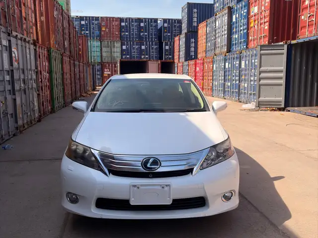 Lexus HS
