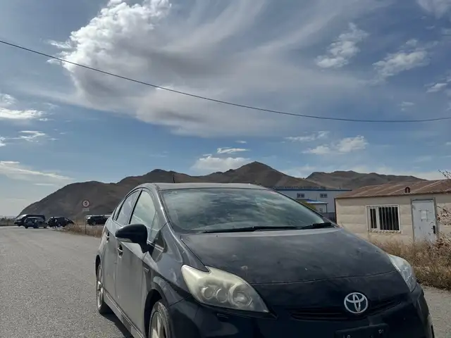 Toyota Prius 30