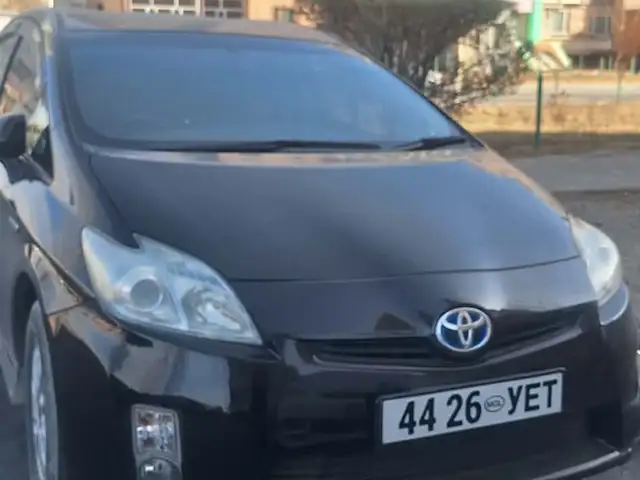 Toyota Prius 30