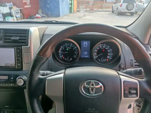 Toyota Land cruiser Prado 150