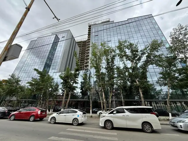 Аса циркийн чанх урд mega centro -д 50мкв үйлчилгээний талбай түрээслүүлнэ, Улаанбаатар — Сүхбаатар — Цирк