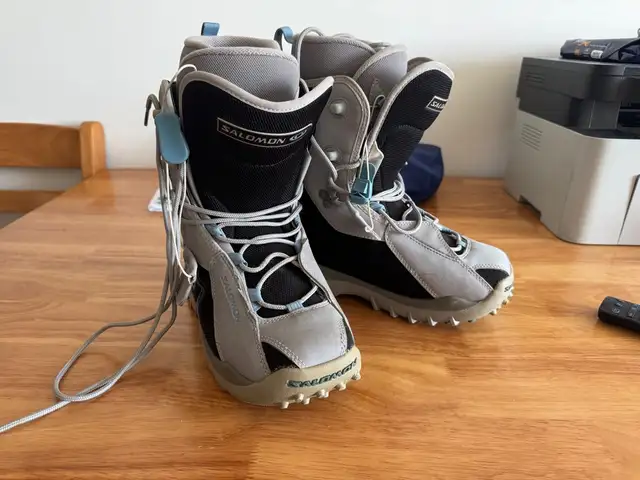 Snow board эмэгтэй гутал salomon 25 size, Улаанбаатар — Баянзүрх — Офицер