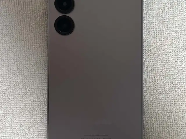 Samsung galaxy s25, Улаанбаатар — Хан-Уул — 24-р хороо
