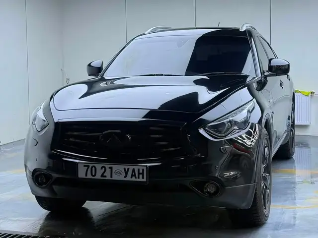 Infiniti QX