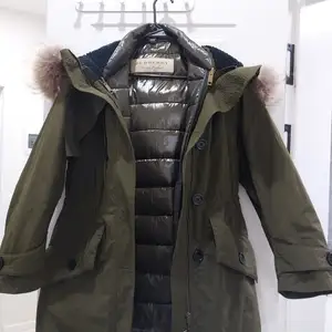 Burberry orignal kurtik, Улаанбаатар — Хан-Уул — Яармаг