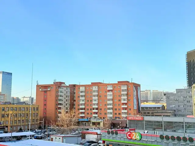 Наран плазагийн баруун талд 6 өрөө байр 143m2, Улаанбаатар — Сүхбаатар — Наран плаза