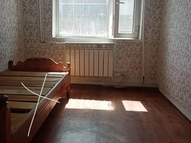 Бгд ганданд нийтийн байранд өрөө, Улаанбаатар — Баянгол — Гандан