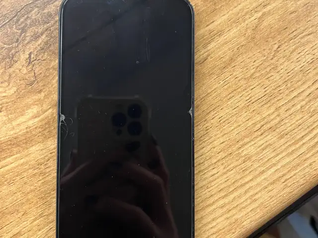 Apple iPhone 13, 128 gb, Midnight, Улаанбаатар — Баянзүрх — 3-р хороо