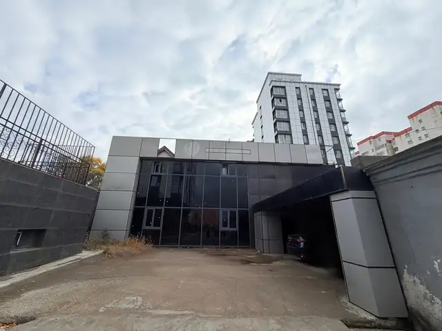 Бзд, home plaza баруун талд 1 давхарт oбьект 160мкв, Улаанбаатар — Баянзүрх — Цэргийн хотхон