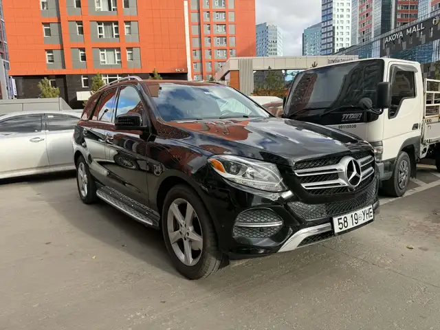Mercedes-Benz GL-Class