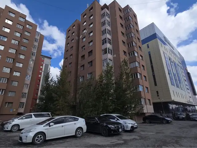 Түмэн малл худалдааны төвийн хажууд 3 өрөө 80мкв, Улаанбаатар — Баянзүрх — 14-р хороо