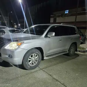 Lexus LX 570