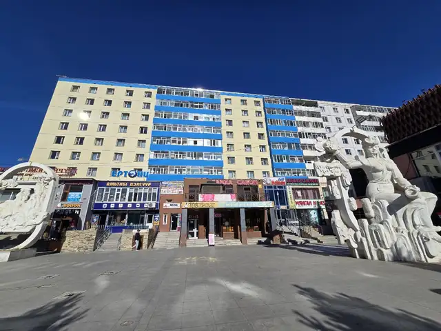 3р хороолол 1000 нэрийн барааны хойно гал тогоо тусдаа 2 өрөө байр 52мкв, Улаанбаатар — Баянгол — 15-р хороо