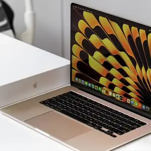 Apple 15 notebook, Улаанбаатар — Сүхбаатар — 1-р хороо