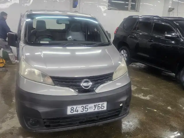 Nissan NV200