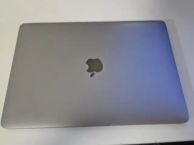 Apple 13", Intel Core i5, 8 GB RAM, 256 GB, Улаанбаатар — Баянзүрх — 31-р хороо