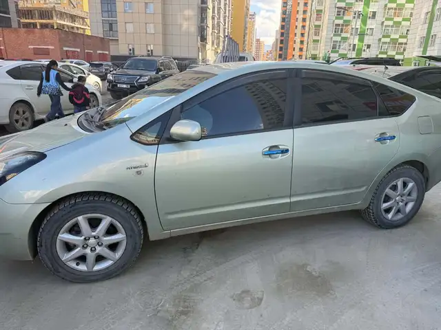 Toyota Prius 20