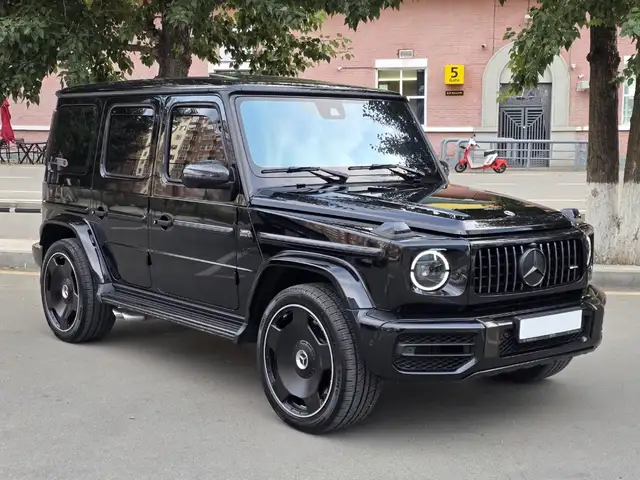 Mercedes-Benz G-Class