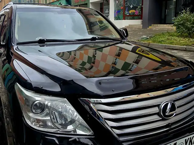 Lexus LX 570