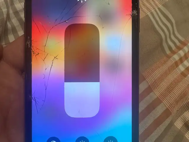 Apple Iphone 11, 64 gb, Улаанбаатар — Сонгинохайрхан — 21-р хороолол