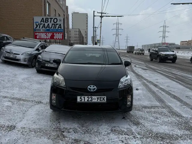 Toyota Prius 30