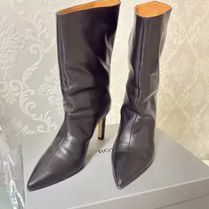 Loie хавар намрын гутал size 37, Улаанбаатар — Баянзүрх — Сансар