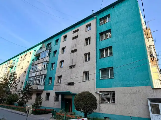 Бгд төмөр замд 2 өрөө орон сууц 52мкв, Улаанбаатар — Баянгол — Төмөр зам