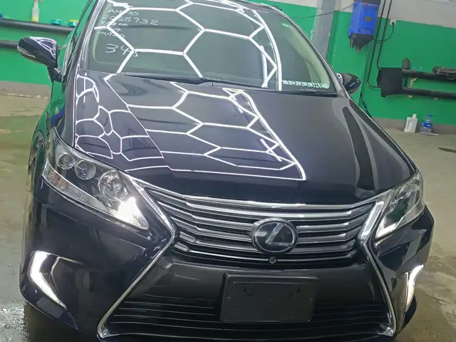Lexus HS