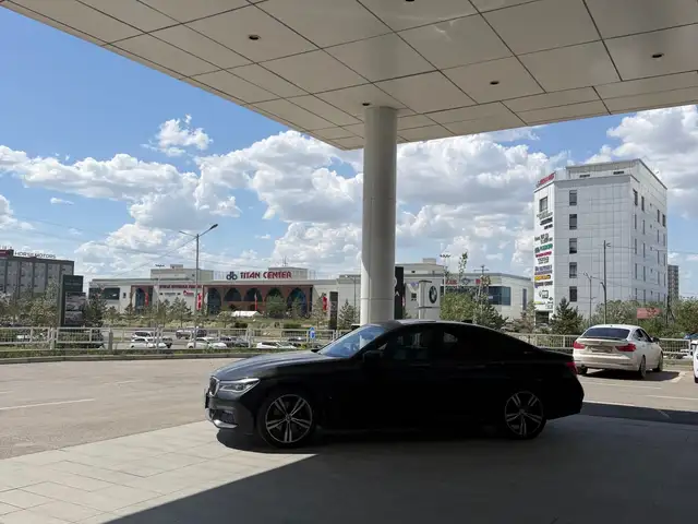 BMW 7-сери