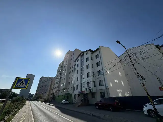Ази фармаар зүүн эргээд 55 байранд 3 өрөө байр түрээслүүлнэ, Улаанбаатар — Хан-Уул — 15-р хороо