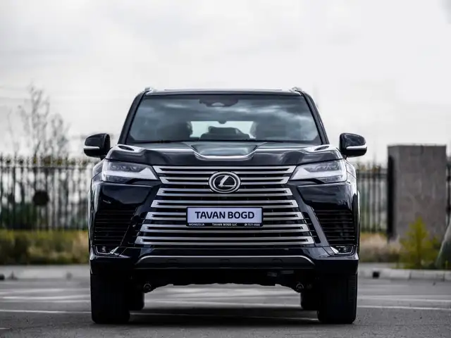 Lexus LX 600